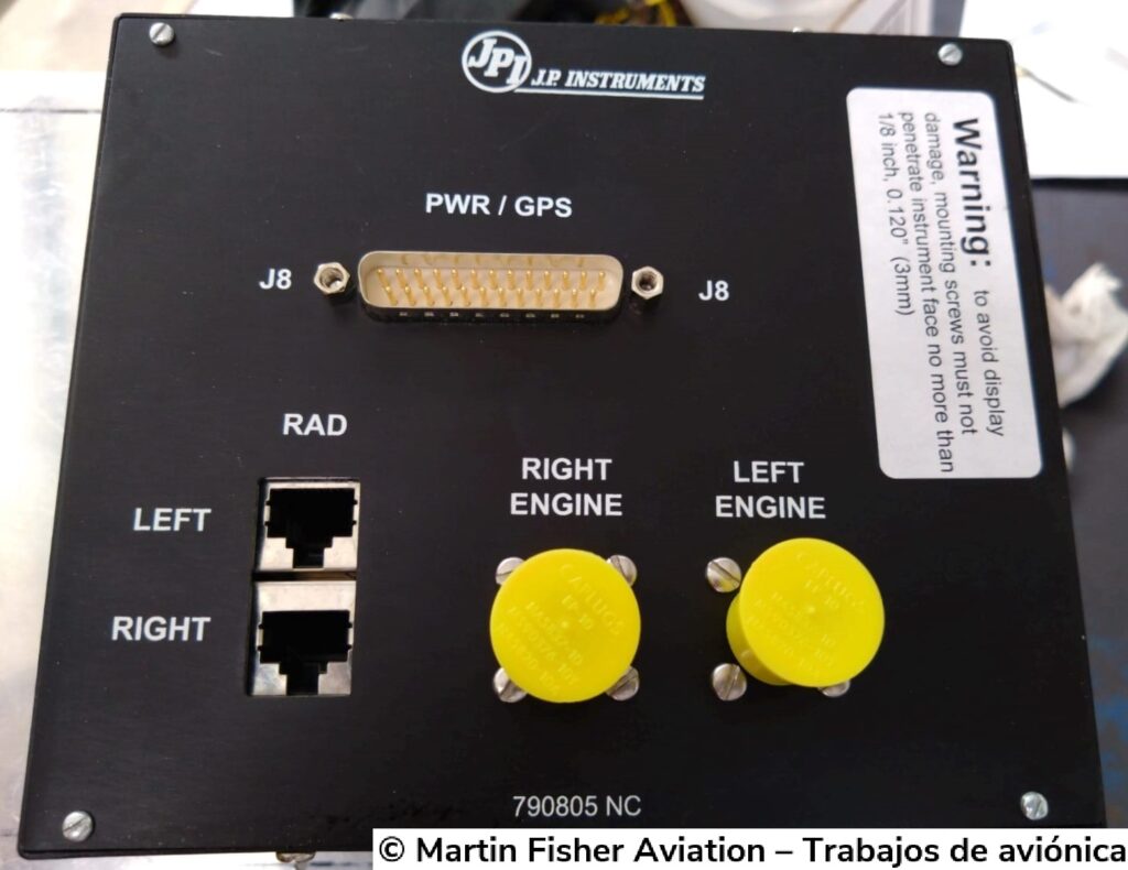 Integración de equipo aviónico en sistema EWIS